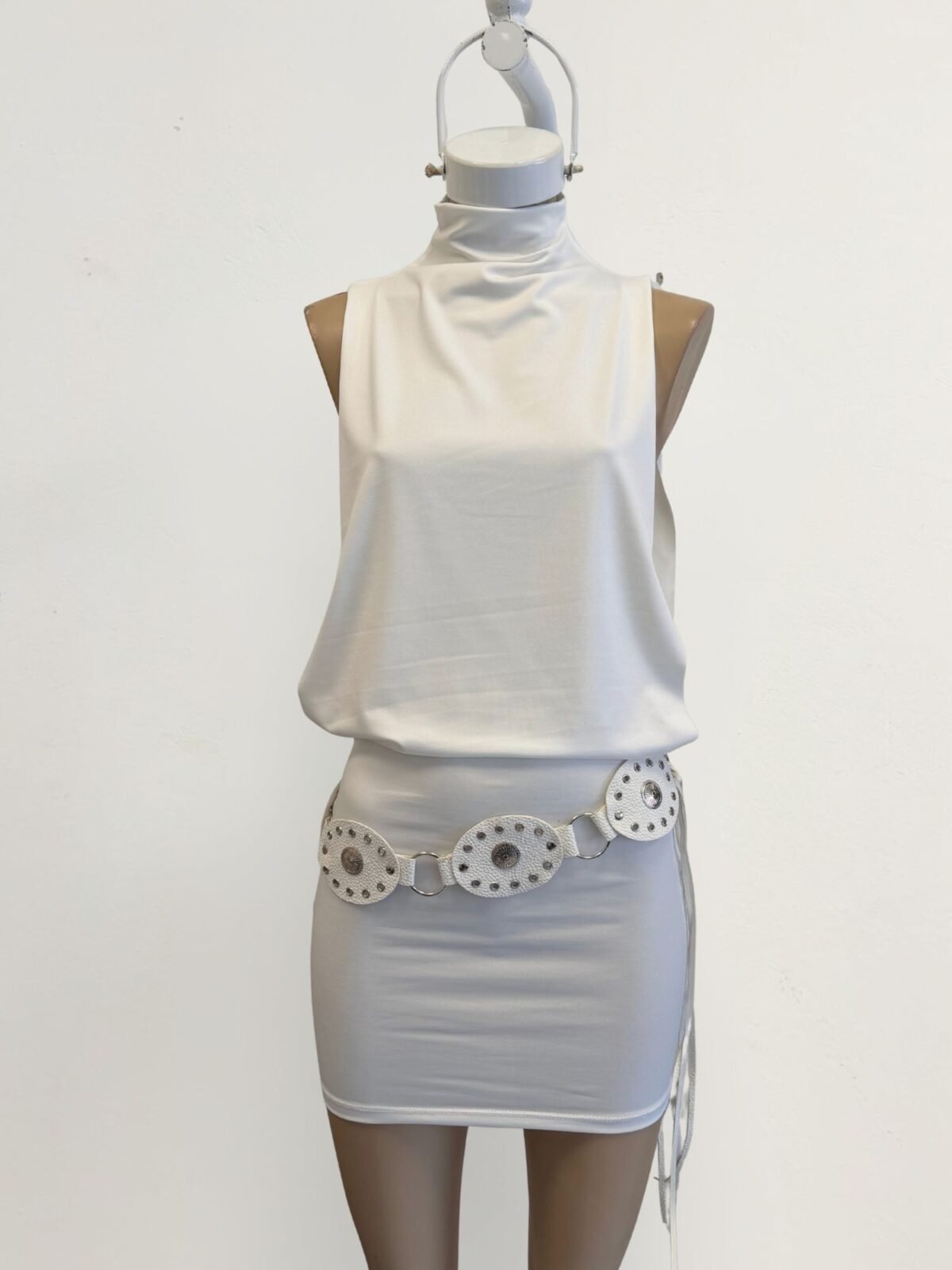 VESTIDO REINA — imagen 4