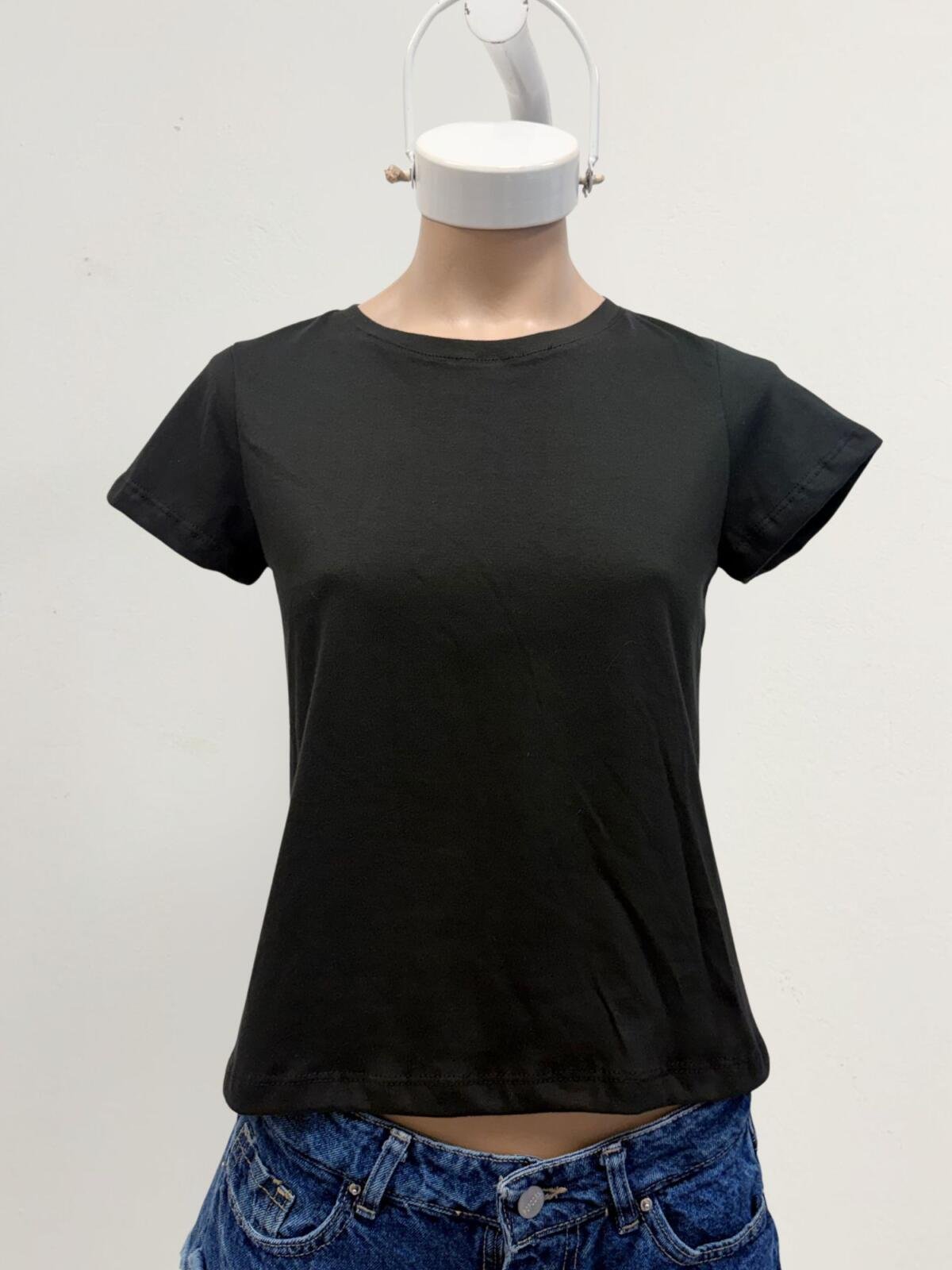 REMERA BASICA CLOE — imagen 2