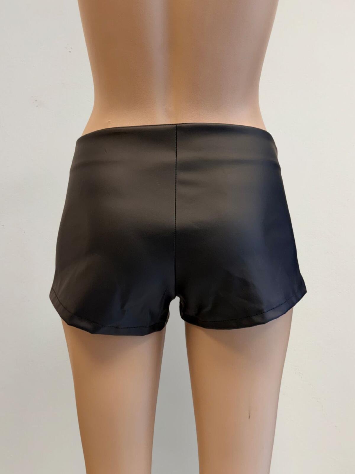 SHORT GALA — imagen 2
